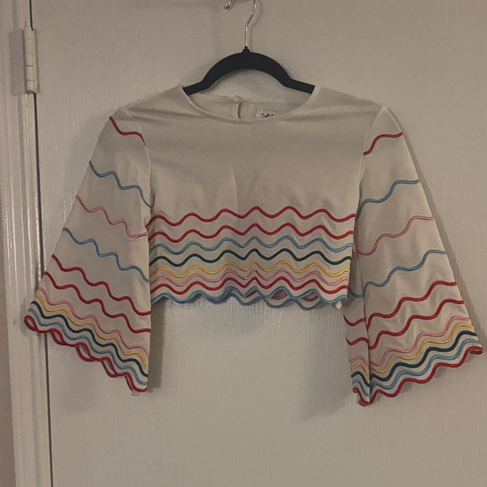 Lola + The Boys - white crop embroidered rainbow bell sleeve top sz 6 EUC
